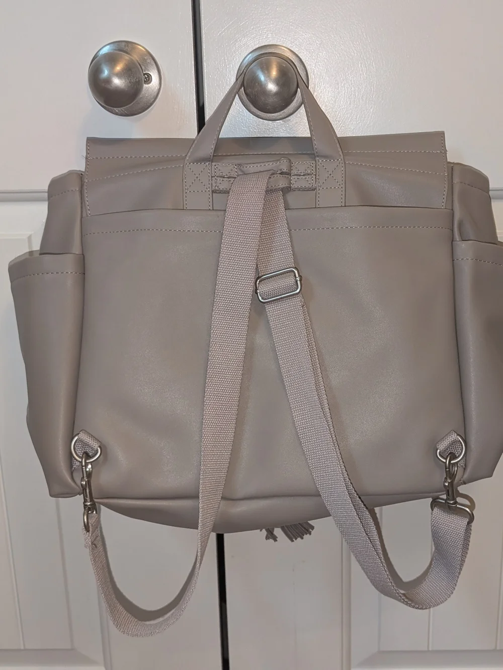Skip Hop 🐇 Greenwich Convertible Diaper Bag 🛍️